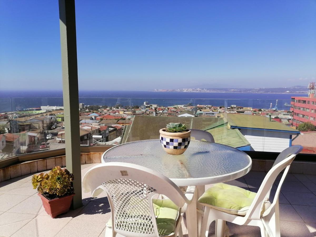 Hostal Lala Portena Vista Al Mar, Bano Privado Y Desayuno Valparaíso Eksteriør bilde