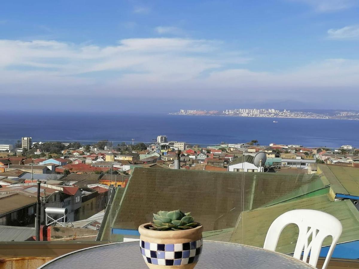 Hostal Lala Portena Vista Al Mar, Bano Privado Y Desayuno Valparaíso Eksteriør bilde