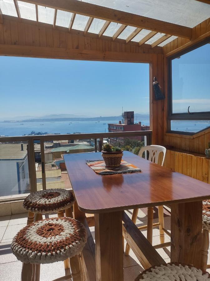 Hostal Lala Portena Vista Al Mar, Bano Privado Y Desayuno Valparaíso Eksteriør bilde