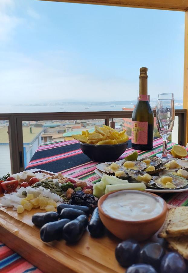 Hostal Lala Portena Vista Al Mar, Bano Privado Y Desayuno Valparaíso Eksteriør bilde