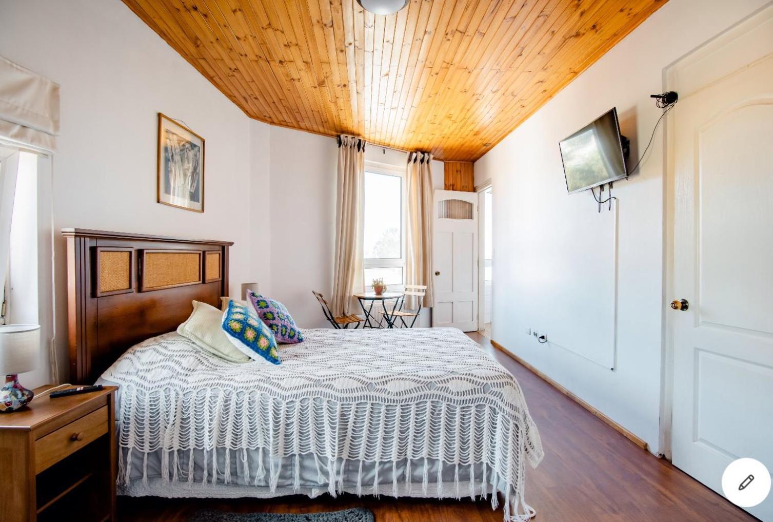 Hostal Lala Portena Vista Al Mar, Bano Privado Y Desayuno Valparaíso Eksteriør bilde
