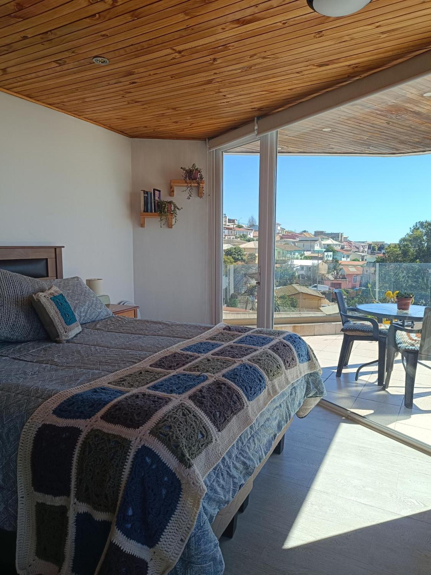 Hostal Lala Portena Vista Al Mar, Bano Privado Y Desayuno Valparaíso Eksteriør bilde