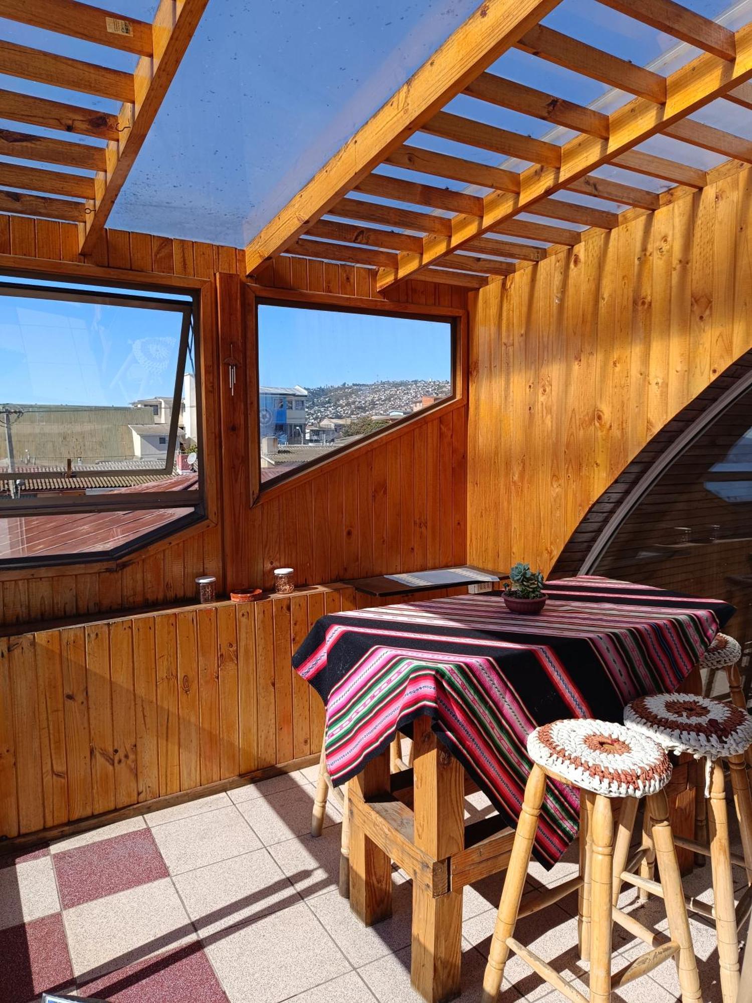 Hostal Lala Portena Vista Al Mar, Bano Privado Y Desayuno Valparaíso Eksteriør bilde