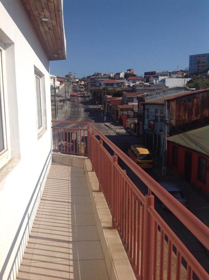 Hostal Lala Portena Vista Al Mar, Bano Privado Y Desayuno Valparaíso Eksteriør bilde