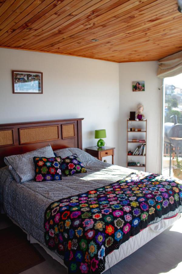 Hostal Lala Portena Vista Al Mar, Bano Privado Y Desayuno Valparaíso Eksteriør bilde